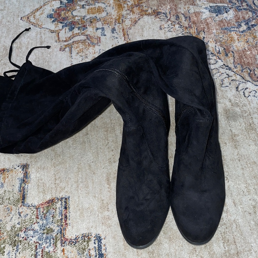 Black knee high boots